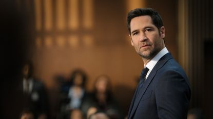 Manuel Garcia-Rulfo as Mickey Haller in episode 408 of The Lincoln Lawyer