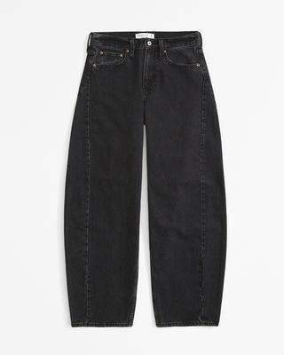 Curve Love Mid Rise Barrel Jeans