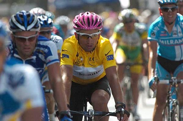 Serguei Gonchar (T-Mobile) cruises in
