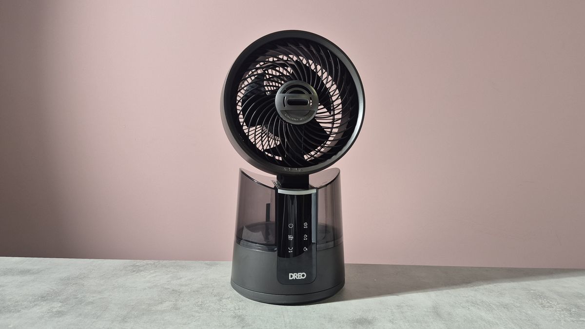 Dreo Smart Misting Fan 516S on pink background