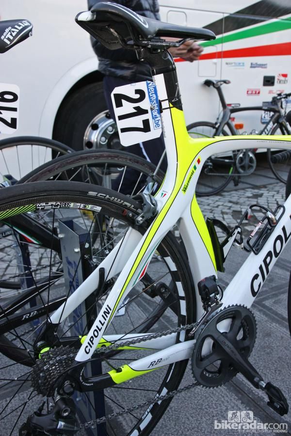 The MCipollini RB1000 bikes of Filippo Pozzato and Farnese Vini-Selle Italia feature a massively built rear end.