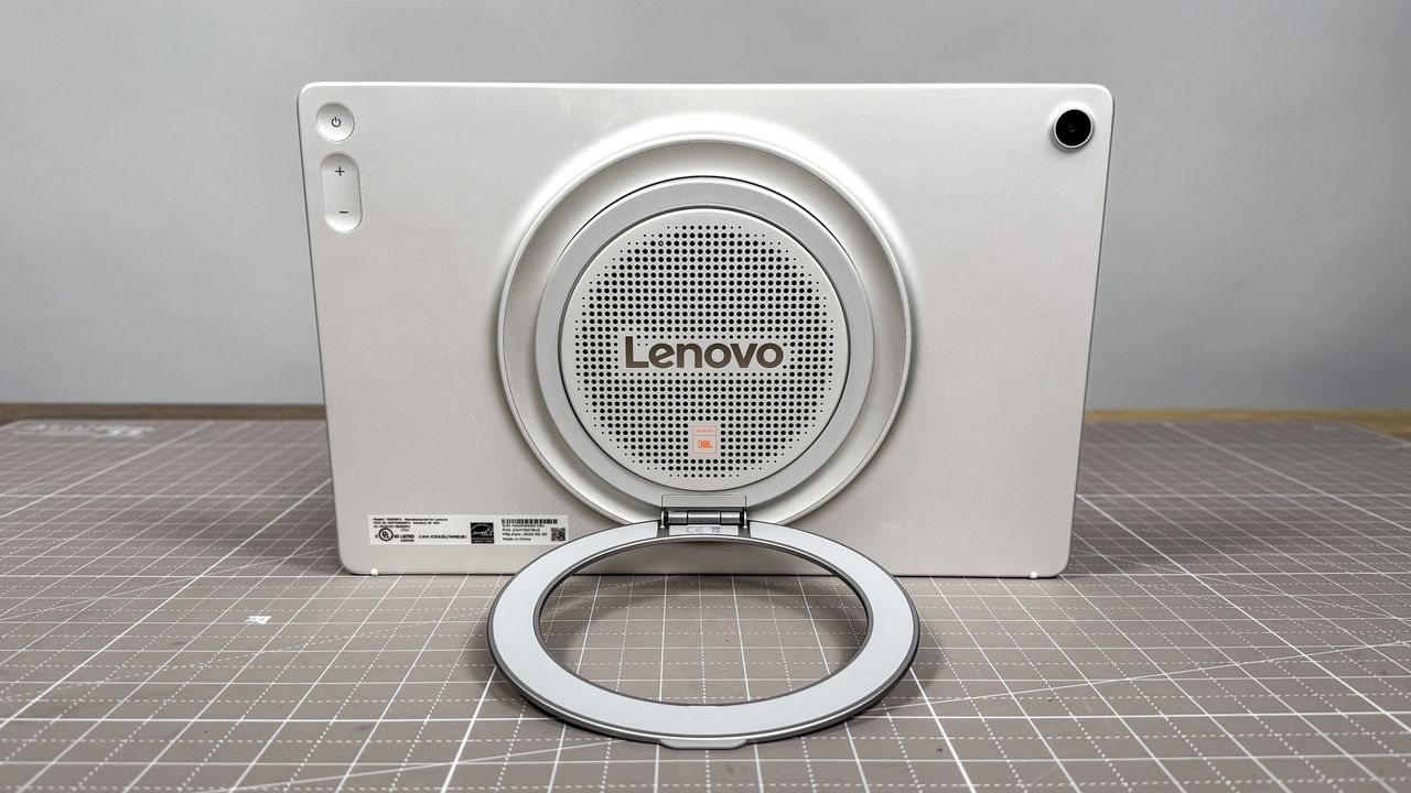 The gargantuan speaker on this Android tablet isn’t a gimmick — I can’t believe how good it sounds