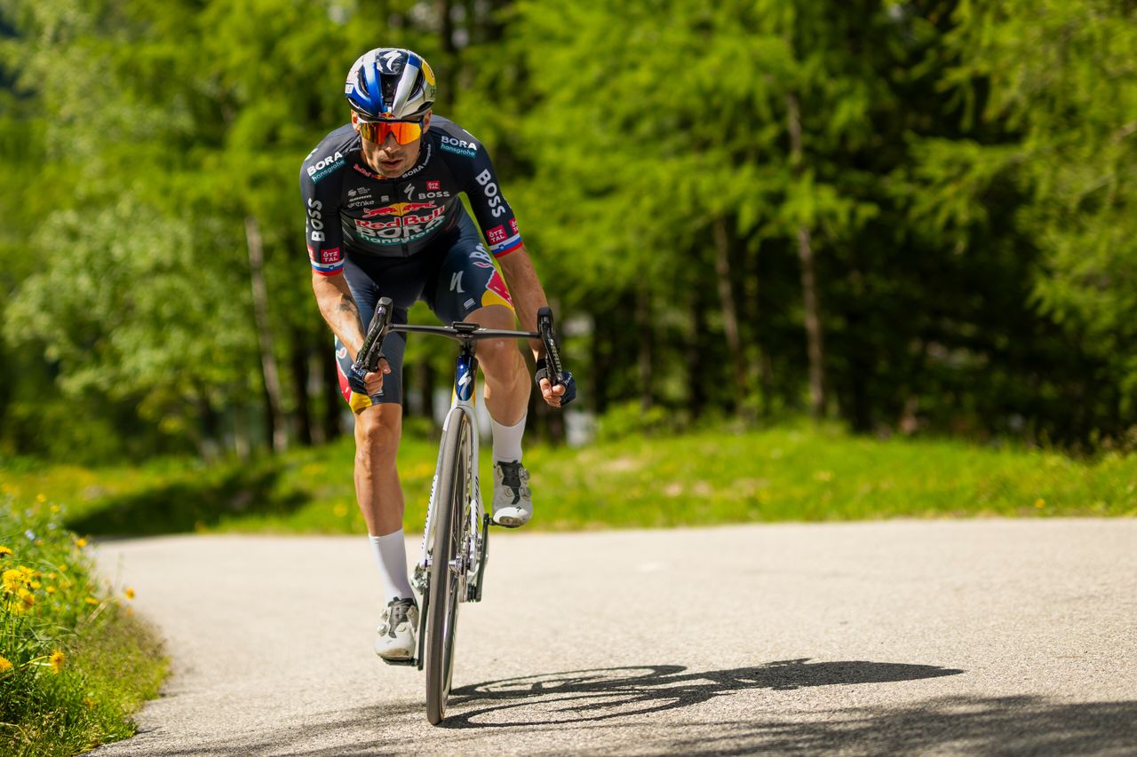 Primož Roglič in action on the new setup