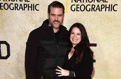 holly marie combs married