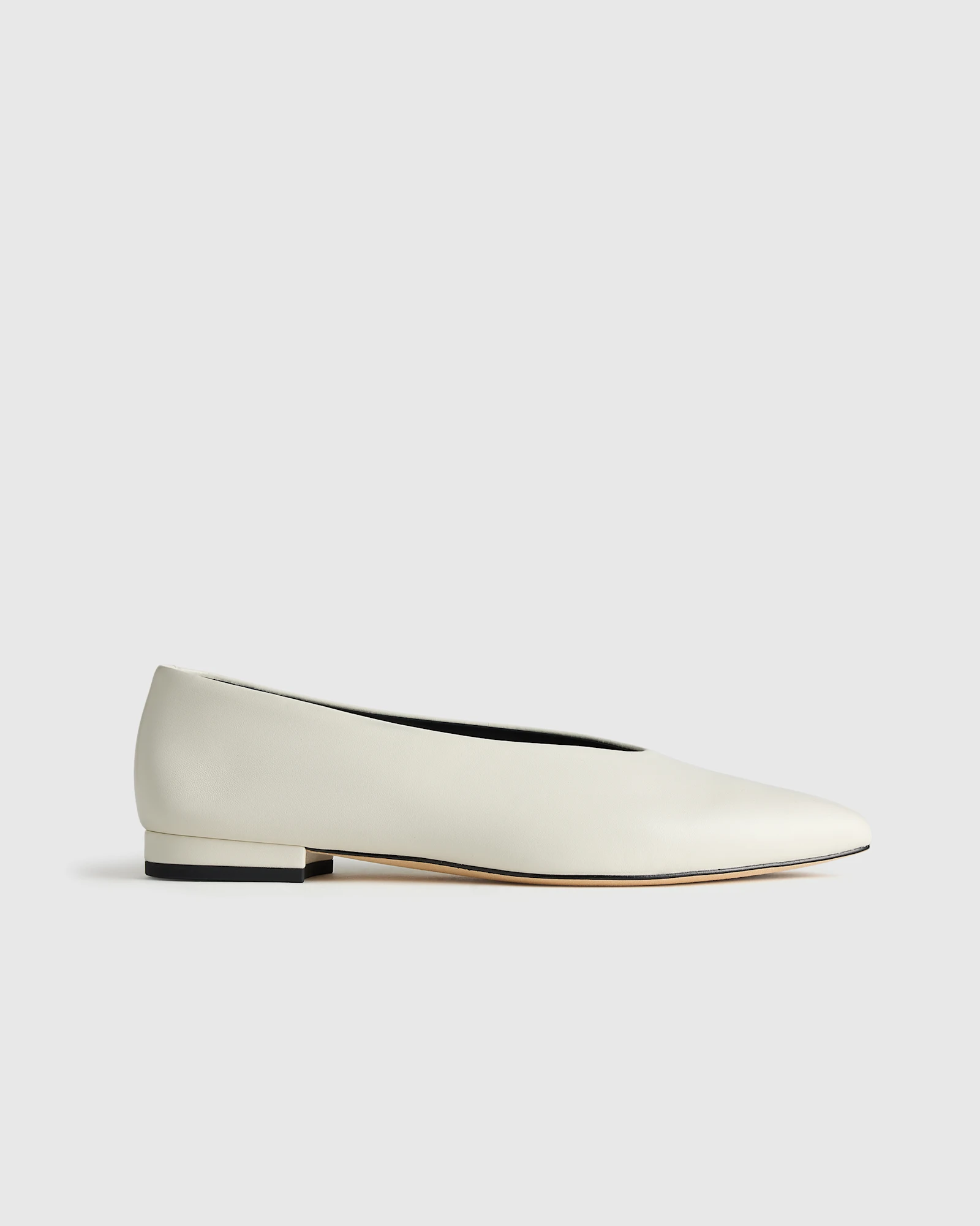 Italian Leather Pointed Toe Flat in Bone, Size 5