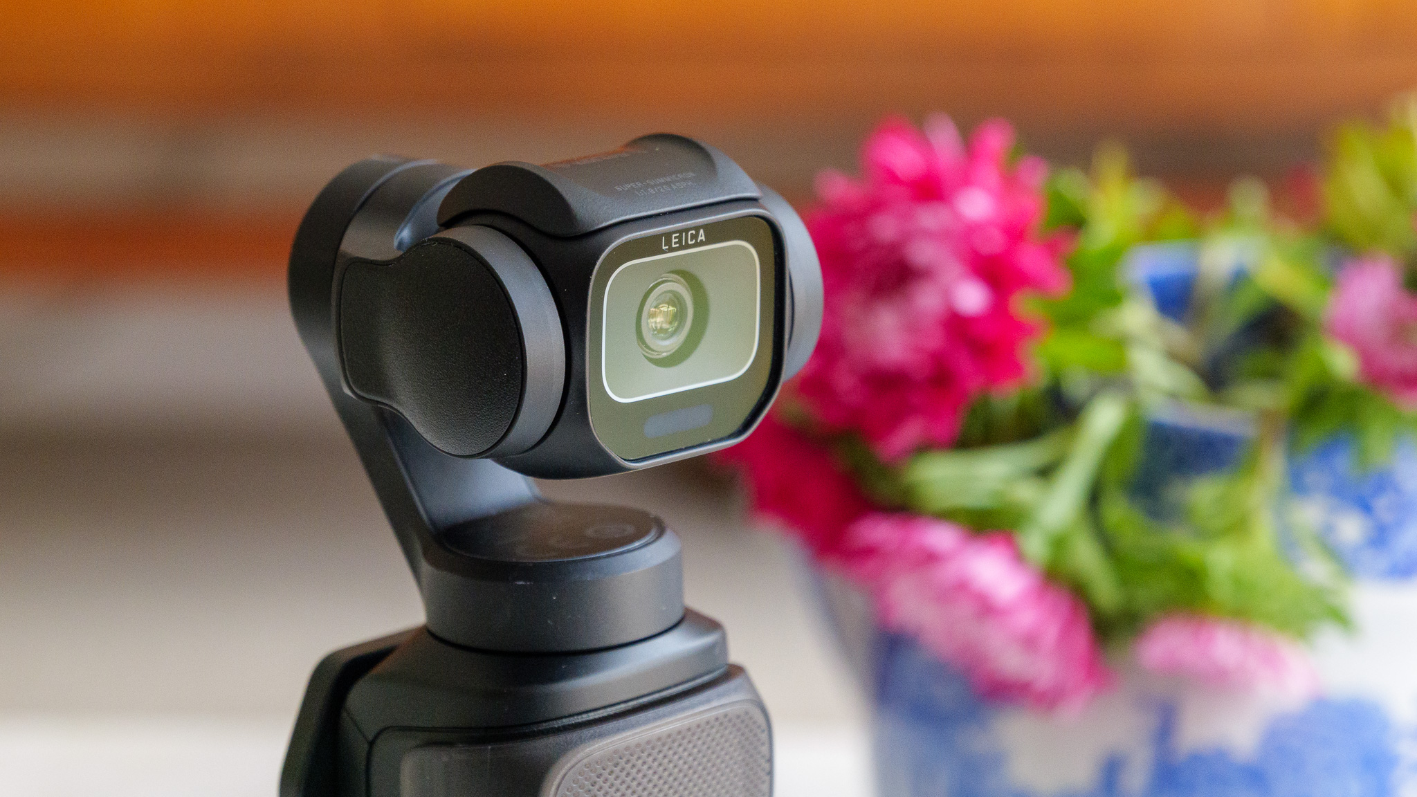 Insta360 Luna Pro camera