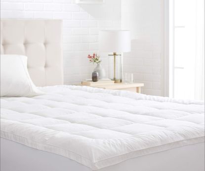 How to steam clean a mattress: in 7 steps | Homes & Gardens