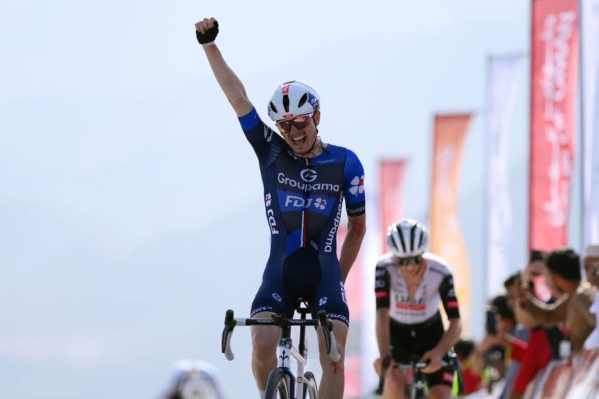 2025 Tour of Oman stage 3: David Gaudu (Groupama-FDJ) wins ahead of Adam Yates (UAE Team Emirates-XRG)