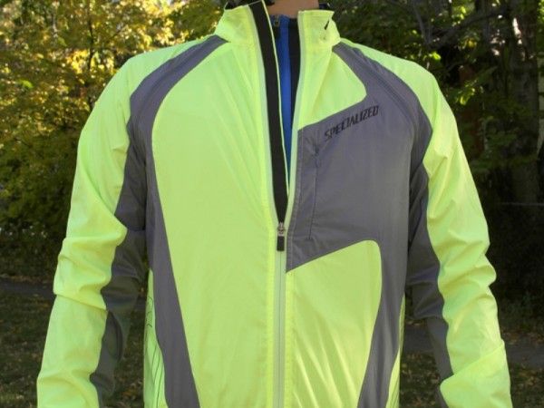 Specialized's Deflect Hybrid jacket is a jacket and vest in one