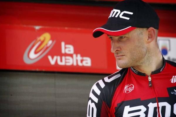 Steve Cummings (BMC) won in Ferrol with a clever attack.