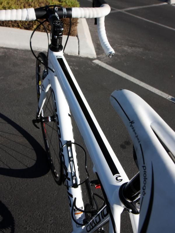 The top tube is ovalized laterally at either end but not in the middle to provide more knee clearance.