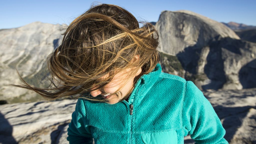 fleece-vs-down-jacket-which-do-you-need-advnture