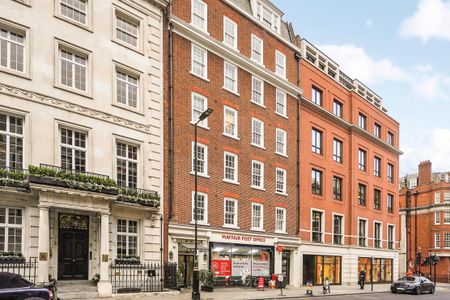 Mayfair, W1, £900,000 Set on the sixth floor (there is a lift) of an Art Deco building in Grosvenor Street, this 381sq ft flat is the perfect London pied-à-terre. It has a double bedroom with fitted wardrobes, one reception room, separate kitchen and porter service. Savills (020–7578 5100; www.savills.co.uk)