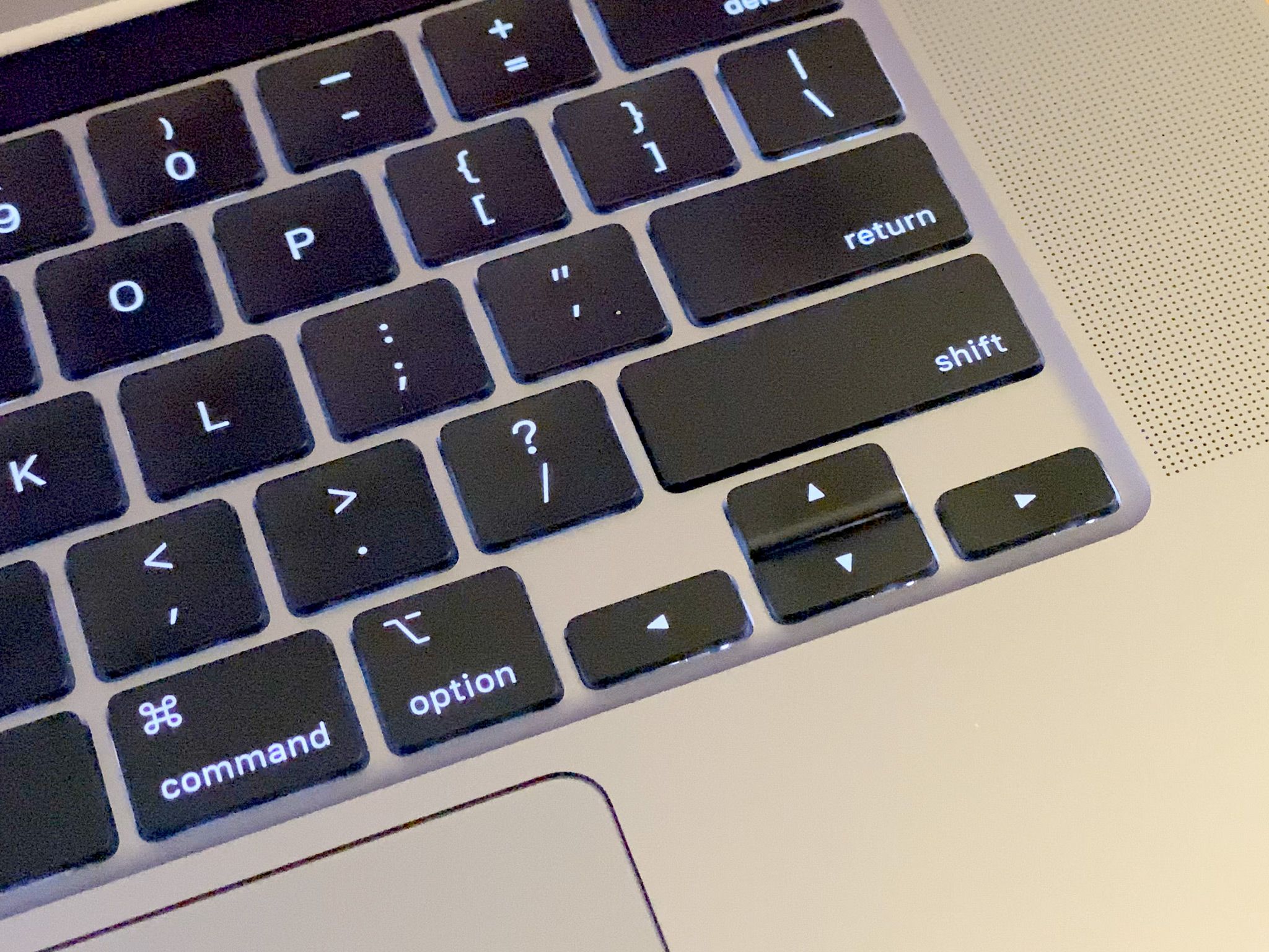 MacBook Pro Core i7 Magic Keyboardセット XrxHzdVbScLPF7nQh6ugve-2048-80.jpg
