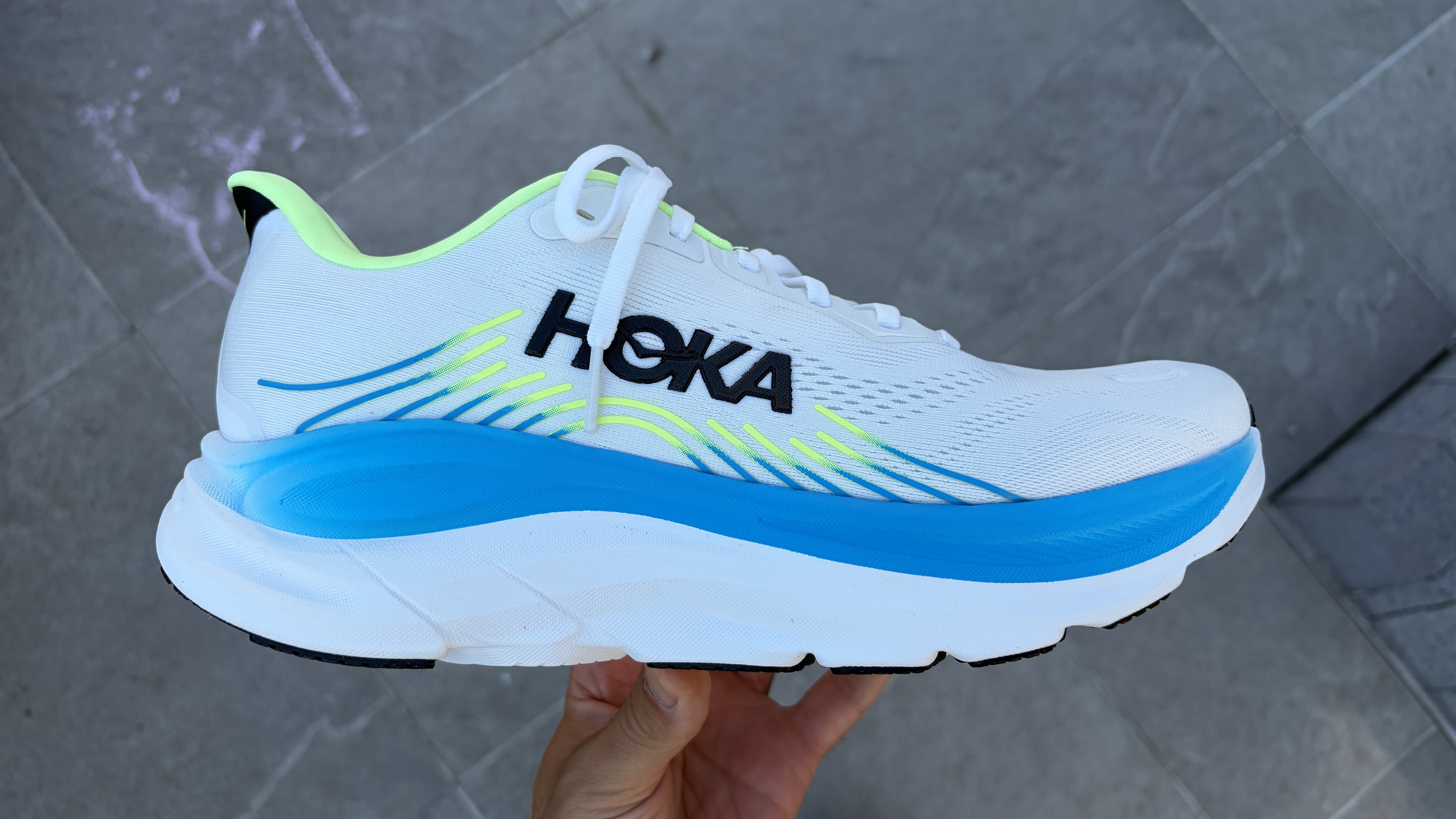 Hoka Clifton 11
