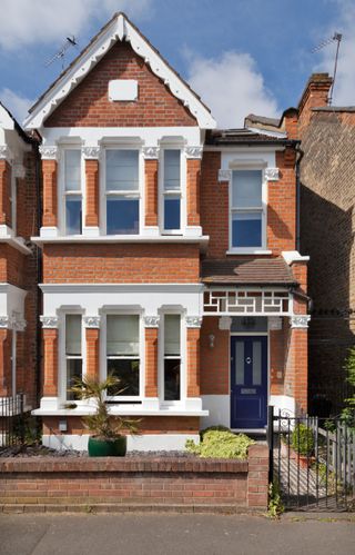 exterior of victorian terraced house photographed by Bruce Hemming