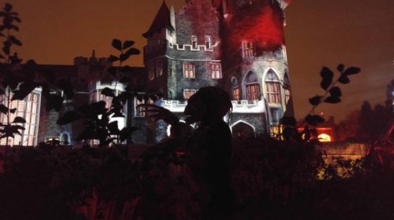 Legends of Horror Gets Spooky Projection Mapping