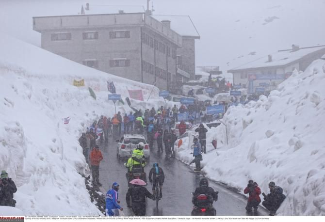 Approaching the top of the Stelvio