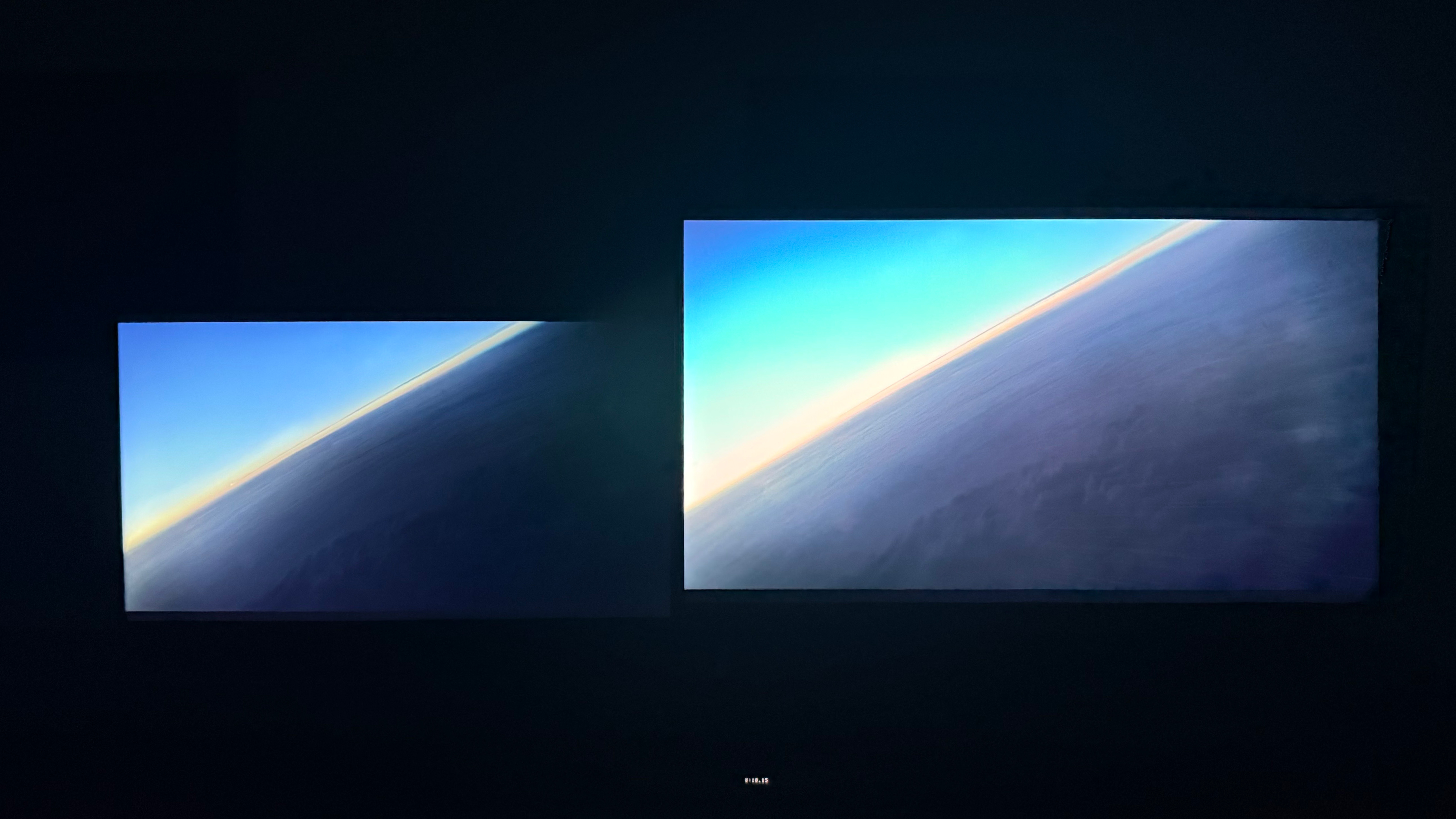 a side by side comparison of the samsung u8000h (left) and the amazon ember 4-series (right)