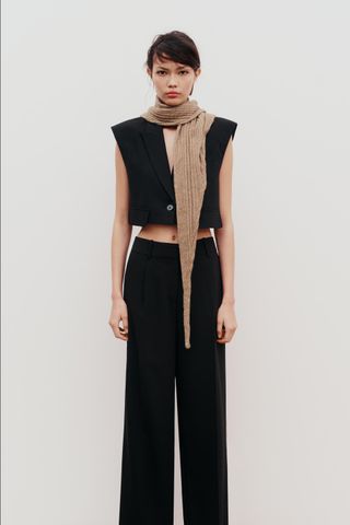 CROPPED WAISTCOAT WITH FLAPS