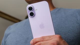 Apple iPhone 17 review.