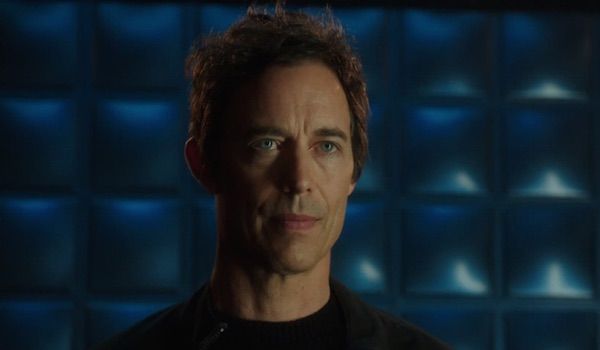 The Flash Season 1 Finale: Watch Wells Explain Why He Killed Barry's ...