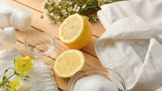 Cut lemons with white laundry