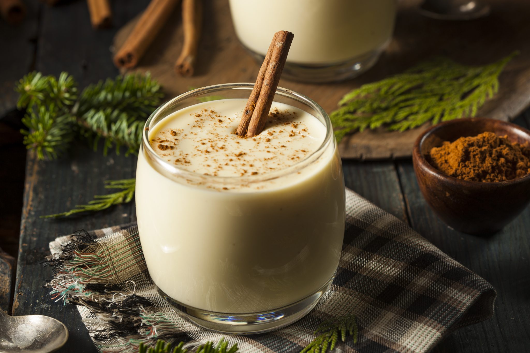 13-boozy-christmas-recipes-you-can-easily-make-for-your-festive-party-this-year-1556668966-Kuqo.jpg