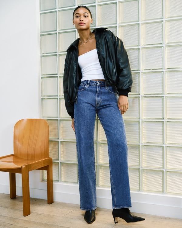 Curve Love High Rise 90s Relaxed Jean