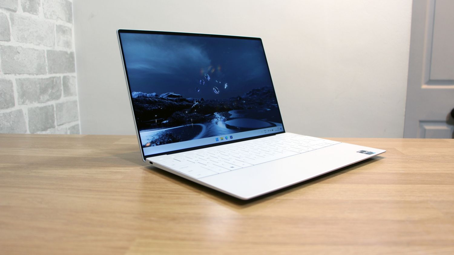 Dell XPS 13 Plus review: Stylish & slim, but lacking stamina | Live Science