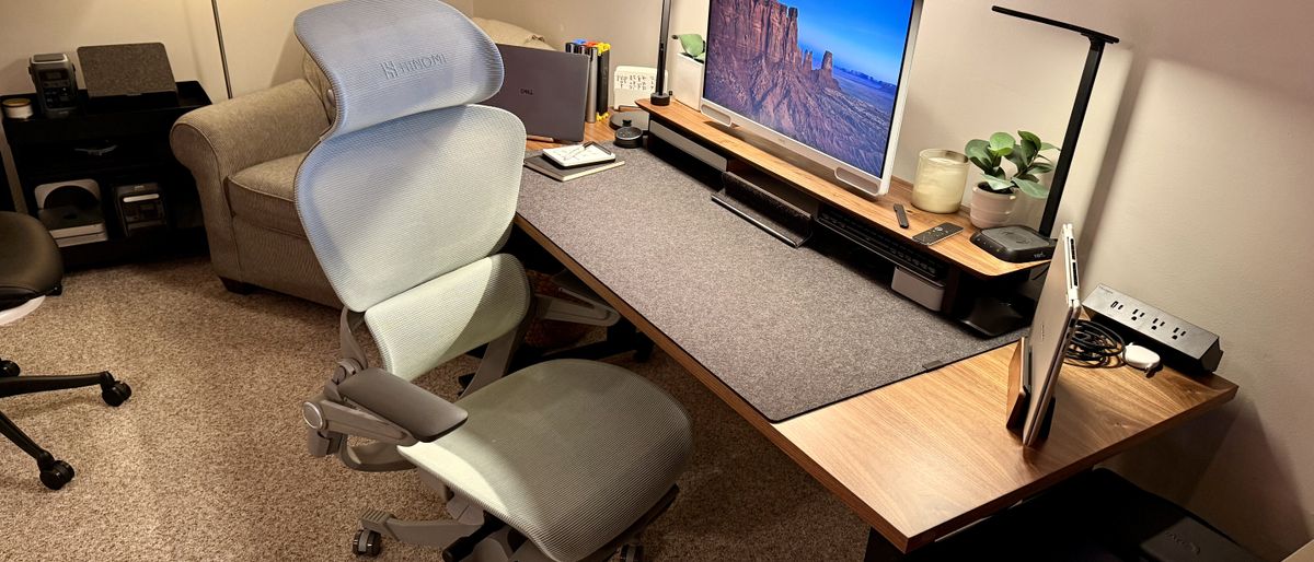 I tested out this Hinomi ergonomic office chair - and it's a serious space-saver with a big catch