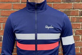 Image shows the reflective stripes of the Rapha Men's Brevet Insulated Long Sleeve Gore-Tex Infinium Jersey