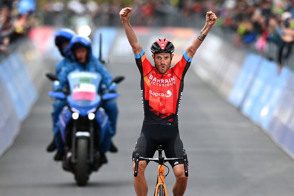 VALLE SPLUGA ALPE MOTTA ITALY MAY 29 Damiano Caruso of Italy and Team Bahrain Victorious stage winner celebrates at arrival during the 104th Giro dItalia 2021 Stage 20 a 164km stage from Verbania to Valle Spluga Alpe Motta 1727m UCIworldtour girodiitalia Giro on May 29 2021 in Valle Spluga Alpe Motta Italy Photo by Stuart FranklinGetty Images