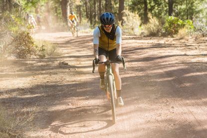 North American Editor Anne-Marije Rook gets dusty on a gravel ride