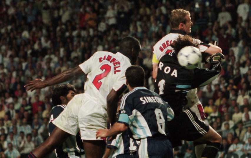 Sol Campbell England Argentina