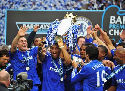 Chelsea team celebrates winning the Premier League