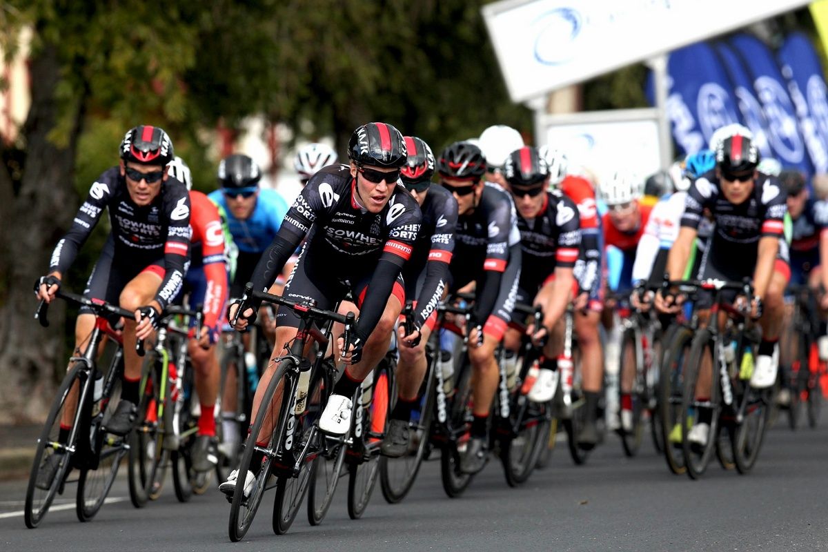 Sean Lake leads the IsoWhey Sports SwissWellness sprint train