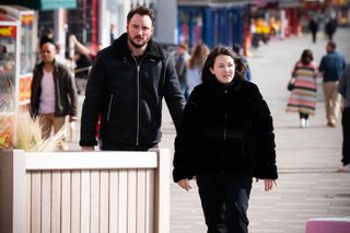 Stacey Slater and Martin Fowler search for Jean Slater in Southend