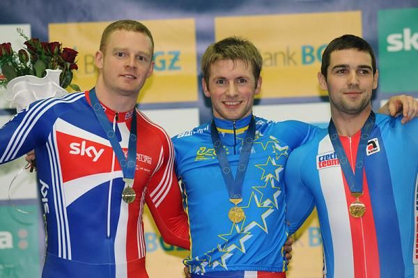 Men's keirin podium (l-r): Matthew Crampton (Great Britain), 2nd; Jason Kenny (Great Britain), 1st; Adam Pt&aacute;cn&iacute;k (Czech Republic), 3rd.