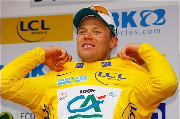 It fits. Thor Hushovd (Cr&eacute;dit Agricole) is the first leader of the 2008 Paris-Nice.
