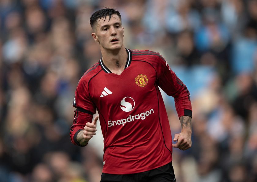 MANCHESTER, ENGLAND - SEPTEMBER 14: Benjamin Sesko of Manchester United during the Premier League match between Manchester City and Manchester United at Etihad Stadium on September 14, 2025 in Manchester, England. (Photo by Visionhaus/Getty Images)