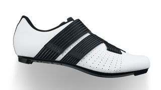 Cheap cycling shoes: Fizik Tempo Powerstrap R5