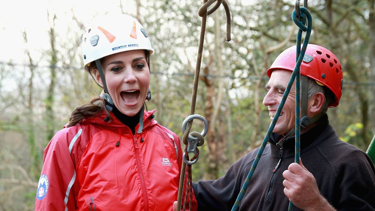 kate middleton abseiling