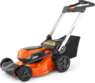cut out of the Husqvarna Lawn Xpert LE322