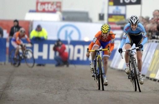 The sprint for second and third