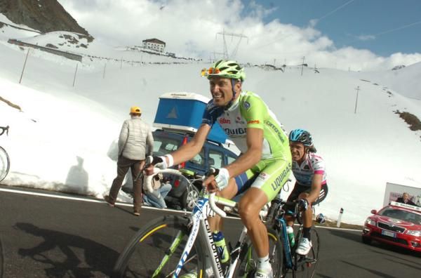 Ivan Basso (Liquigas-Cannondale) had no answer to the attacks