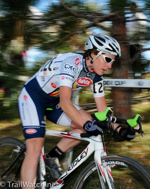 Kathy Sherwin (Hudz Subaru) got off to a good start.