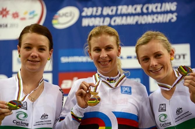 Women's individual pursuit world championship podium (L-R): Amy Cure, silver; Sarah Hammer, gold; Annette Edmondson, bronze
