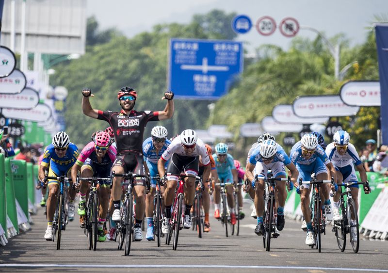 Andrea Palini (Skydive Dubai) wins Stage 1 of the 2015 Tour of Hainan