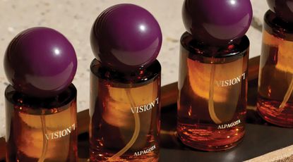 Scented lens cleaner by Alpagota